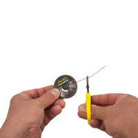Avid Carp Re-Rig Compact Braid Scissors